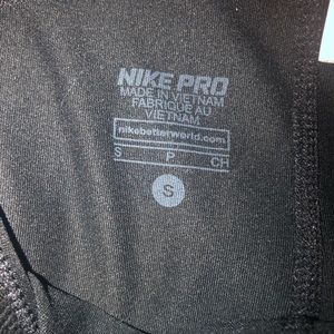 Nike Pants - Black Nike Pro Crop Leggings Nike Pants - Black Nike Pro Crop Leggings
